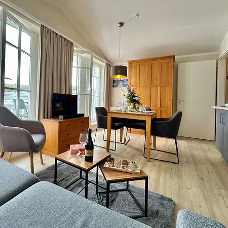 451, Seepark * Sellin (Rugen)